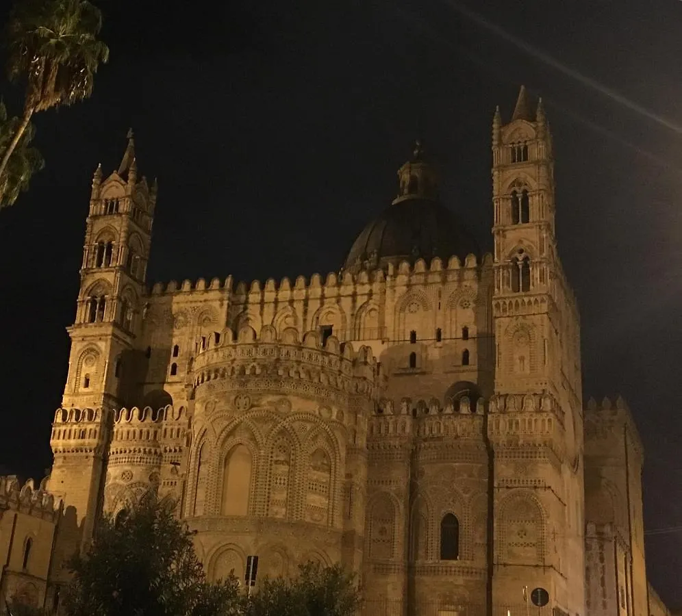 Ai Carrettieri Della Cattedrale Lejlighed Palermo Italien