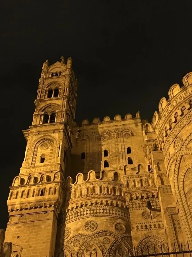 Ai Carrettieri Della Cattedrale Lägenhet Palermo